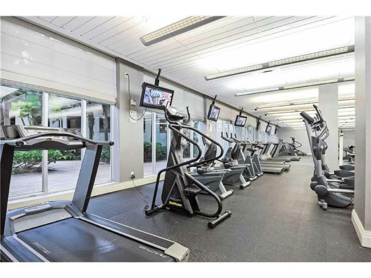 Miami Hollywood Condo 2Bd With Ocean View 005-21Mar Exterior photo